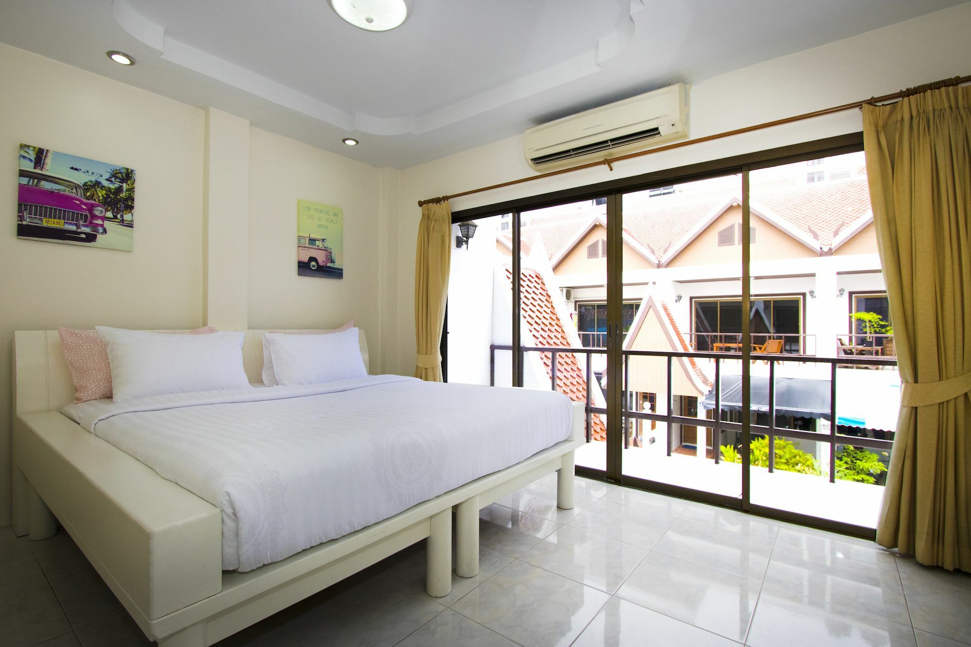 Ashford Villas Cosy Beach Pattaya Eksteriør billede
