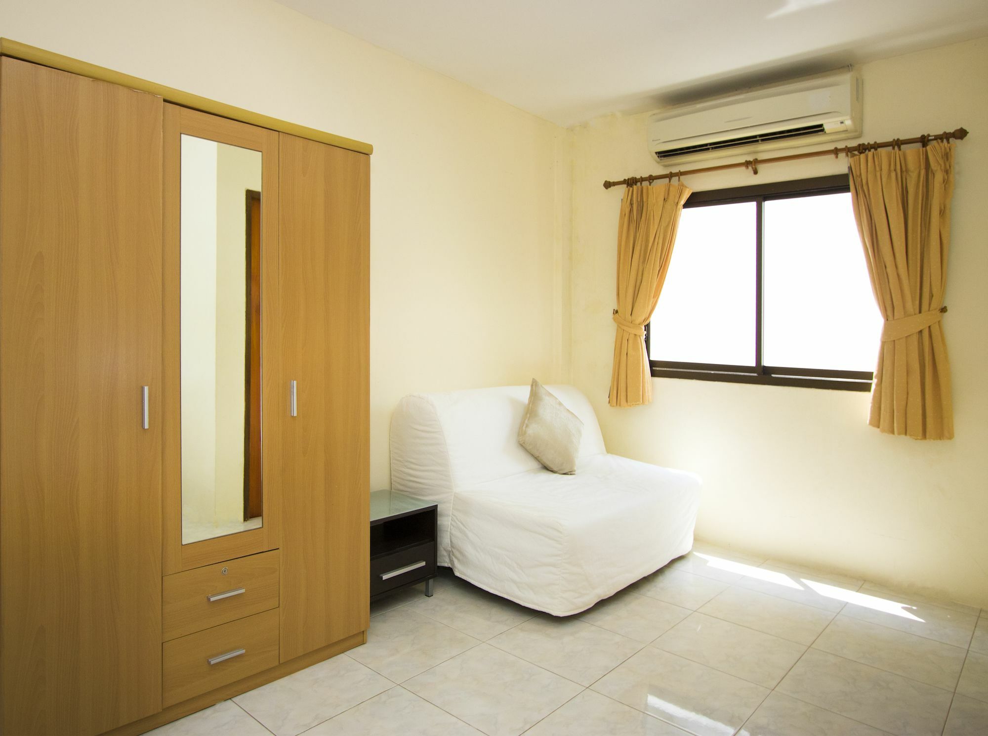 Ashford Villas Cosy Beach Pattaya Eksteriør billede